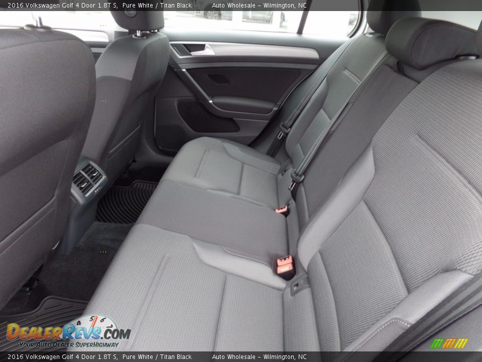Rear Seat of 2016 Volkswagen Golf 4 Door 1.8T S Photo #12