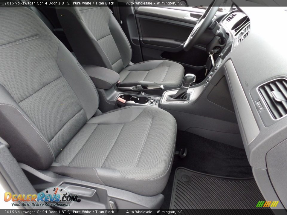 Front Seat of 2016 Volkswagen Golf 4 Door 1.8T S Photo #13