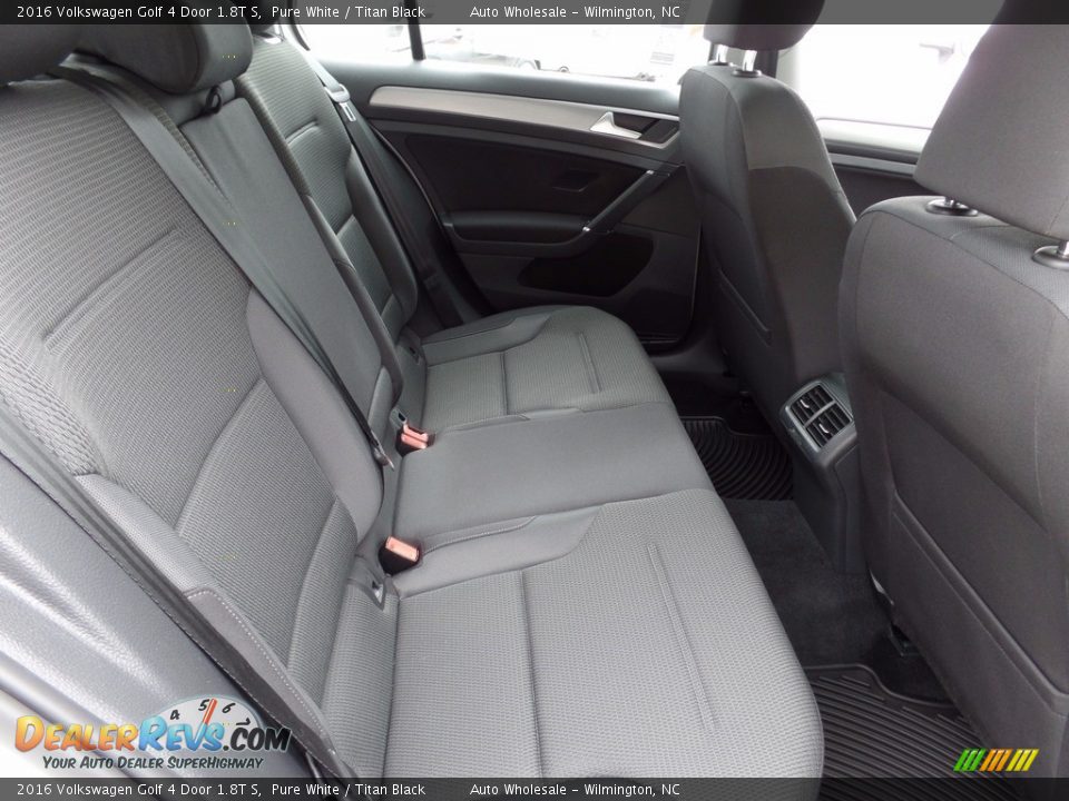 2016 Volkswagen Golf 4 Door 1.8T S Pure White / Titan Black Photo #14