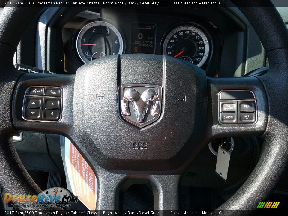 2017 Ram 5500 Tradesman Regular Cab 4x4 Chassis Steering Wheel Photo #9