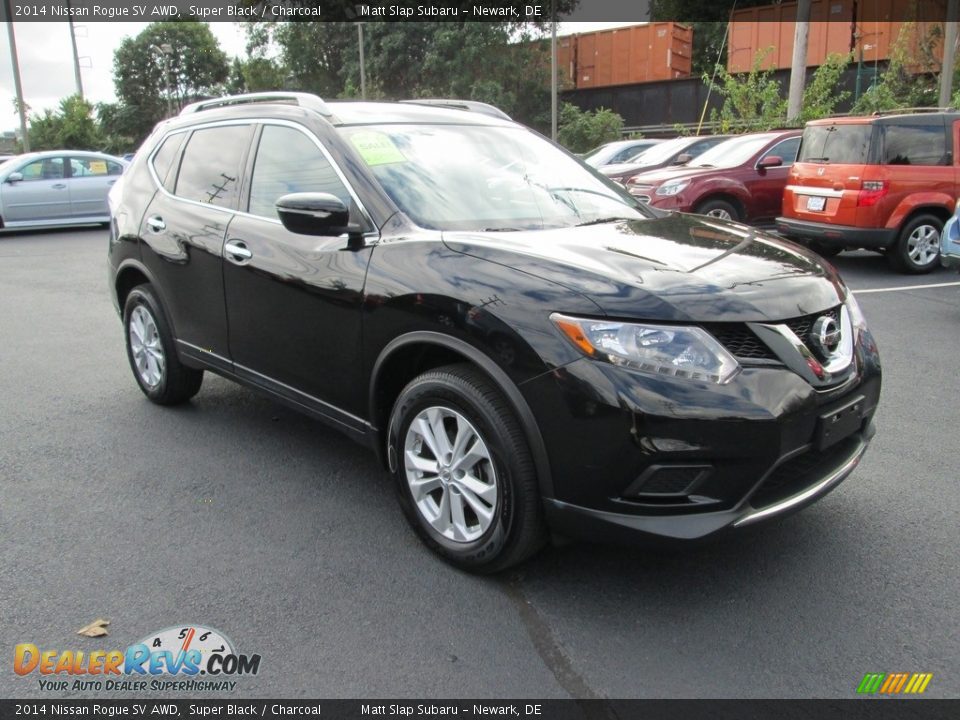 2014 Nissan Rogue SV AWD Super Black / Charcoal Photo #4