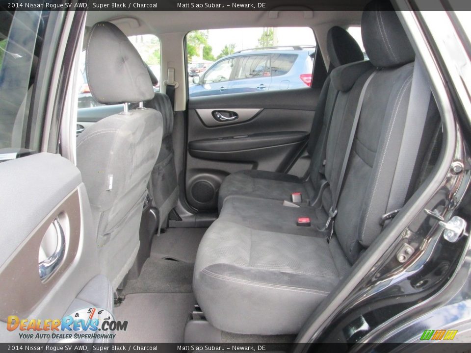 2014 Nissan Rogue SV AWD Super Black / Charcoal Photo #20