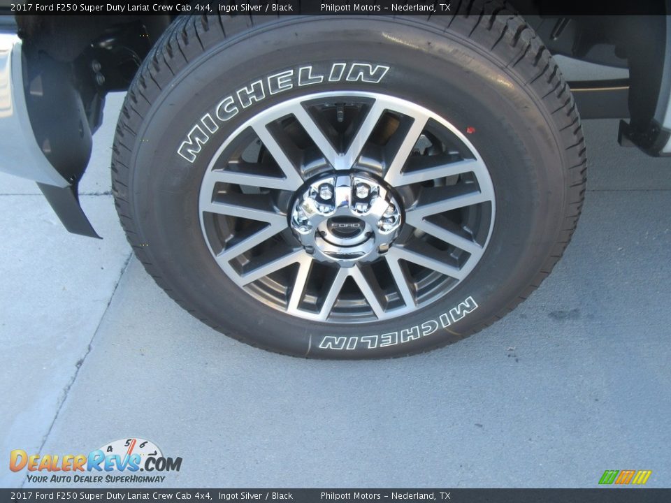 2017 Ford F250 Super Duty Lariat Crew Cab 4x4 Ingot Silver / Black Photo #11