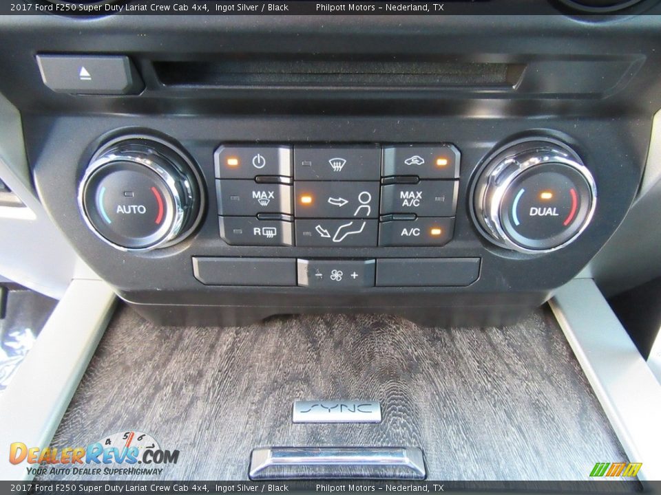 2017 Ford F250 Super Duty Lariat Crew Cab 4x4 Ingot Silver / Black Photo #28