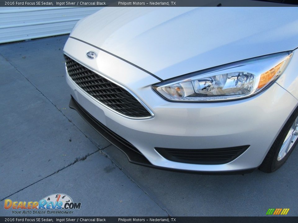 2016 Ford Focus SE Sedan Ingot Silver / Charcoal Black Photo #10