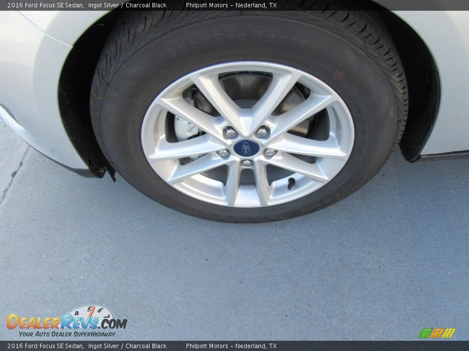 2016 Ford Focus SE Sedan Ingot Silver / Charcoal Black Photo #11
