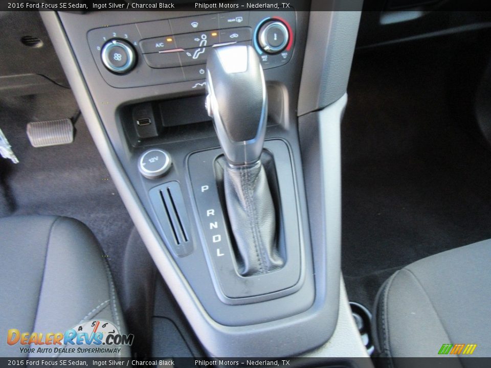 2016 Ford Focus SE Sedan Ingot Silver / Charcoal Black Photo #28