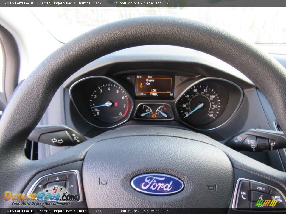 2016 Ford Focus SE Sedan Ingot Silver / Charcoal Black Photo #30