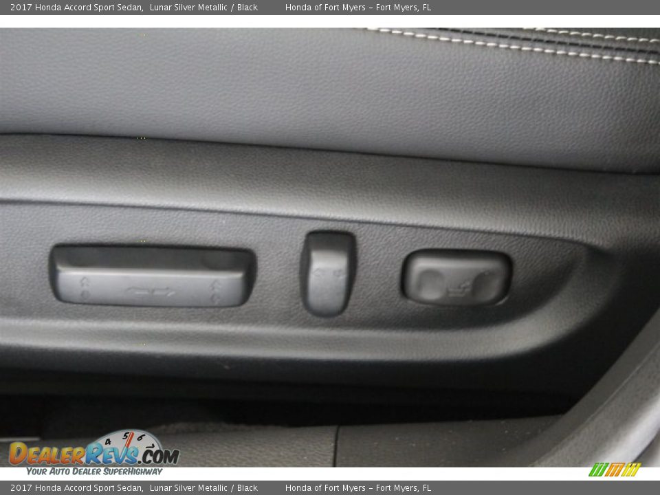 2017 Honda Accord Sport Sedan Lunar Silver Metallic / Black Photo #10