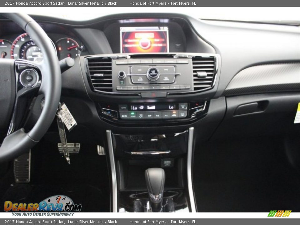 2017 Honda Accord Sport Sedan Lunar Silver Metallic / Black Photo #16