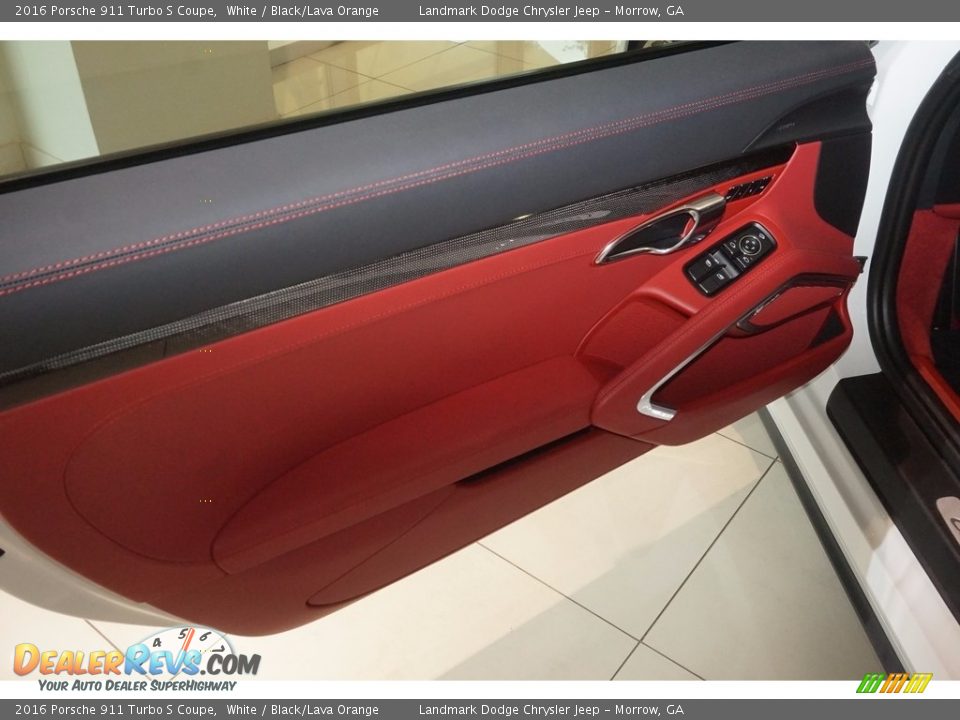 Door Panel of 2016 Porsche 911 Turbo S Coupe Photo #10