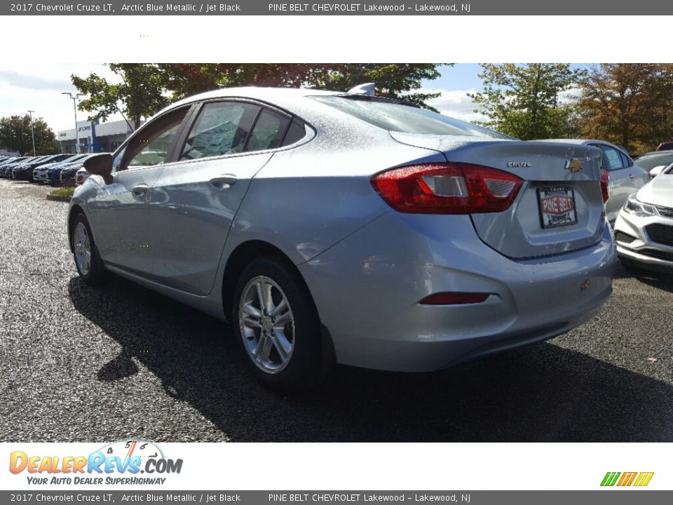 2017 Chevrolet Cruze LT Arctic Blue Metallic / Jet Black Photo #4