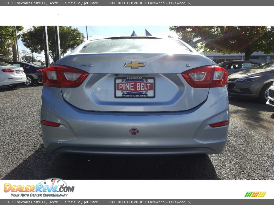 2017 Chevrolet Cruze LT Arctic Blue Metallic / Jet Black Photo #5