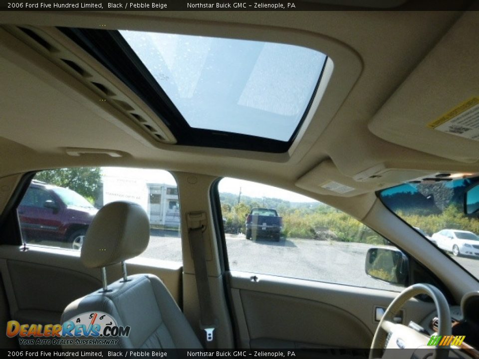 2006 Ford Five Hundred Limited Black / Pebble Beige Photo #10