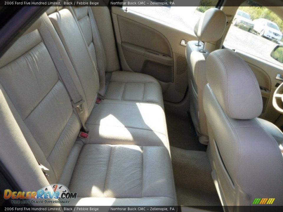 2006 Ford Five Hundred Limited Black / Pebble Beige Photo #11