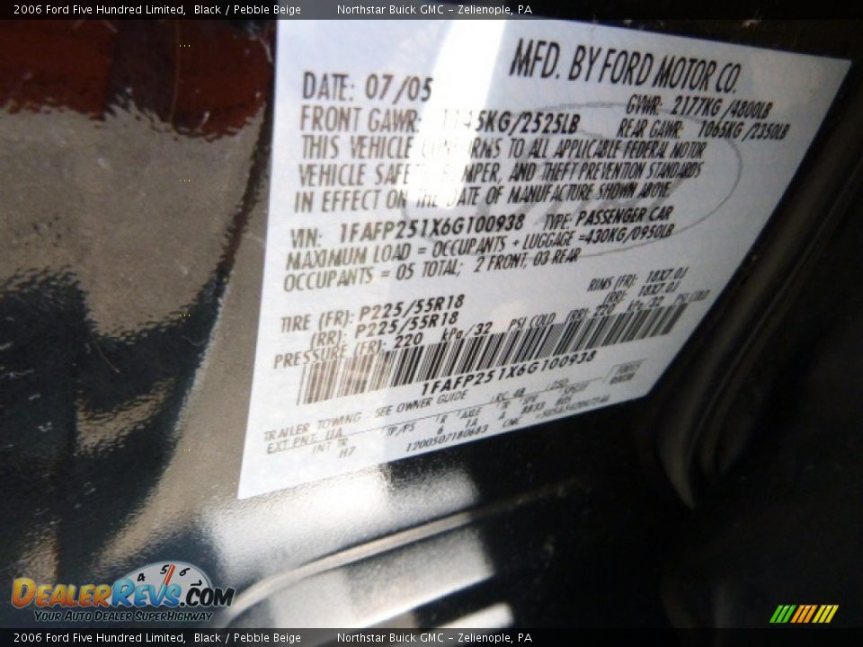 2006 Ford Five Hundred Limited Black / Pebble Beige Photo #18