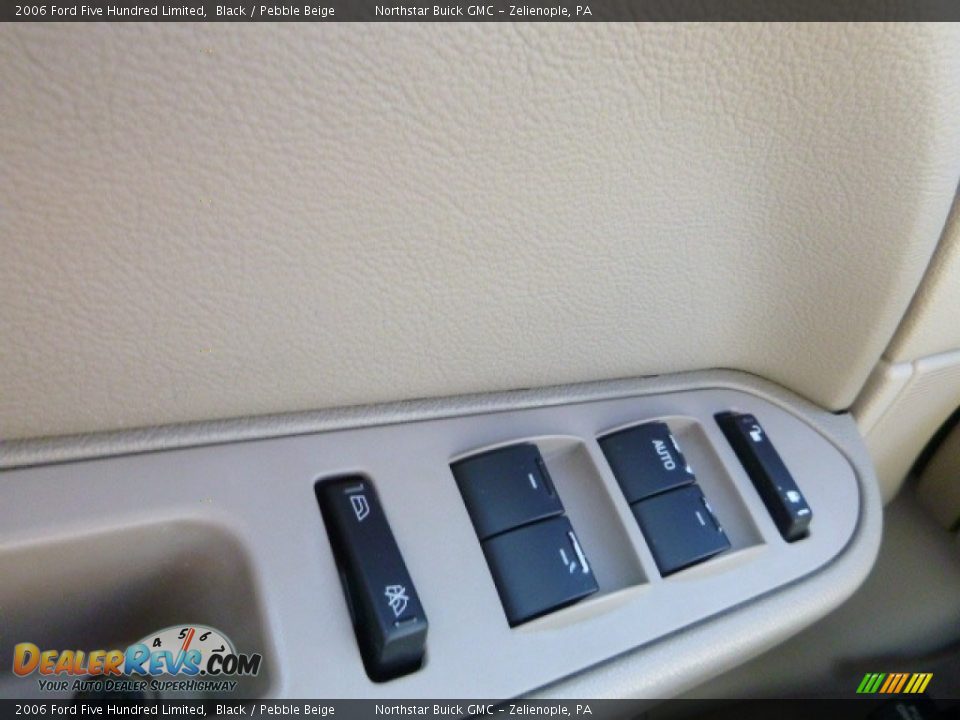 2006 Ford Five Hundred Limited Black / Pebble Beige Photo #25