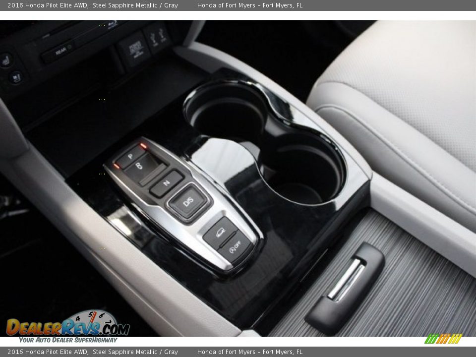 2016 Honda Pilot Elite AWD Steel Sapphire Metallic / Gray Photo #28