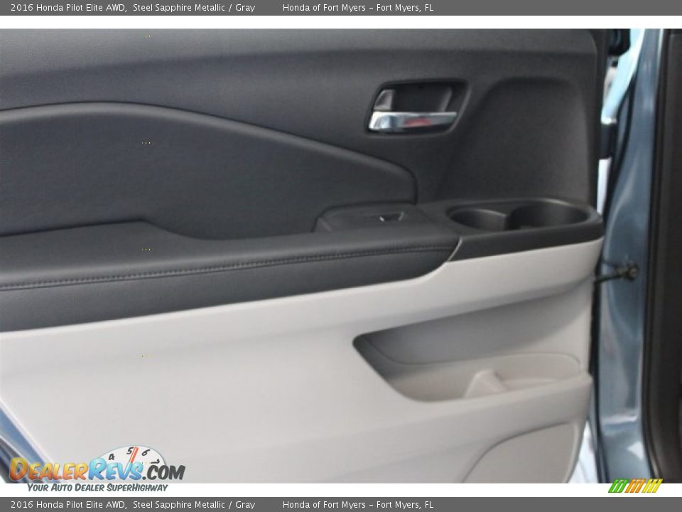 2016 Honda Pilot Elite AWD Steel Sapphire Metallic / Gray Photo #34