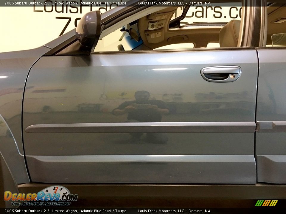 2006 Subaru Outback 2.5i Limited Wagon Atlantic Blue Pearl / Taupe Photo #32
