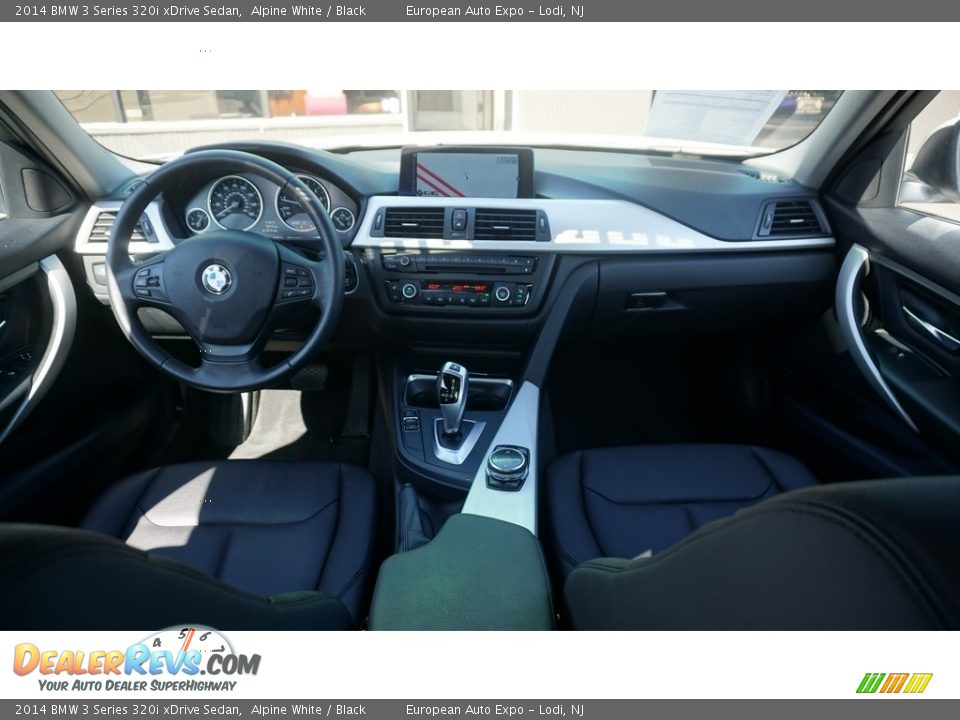 2014 BMW 3 Series 320i xDrive Sedan Alpine White / Black Photo #13