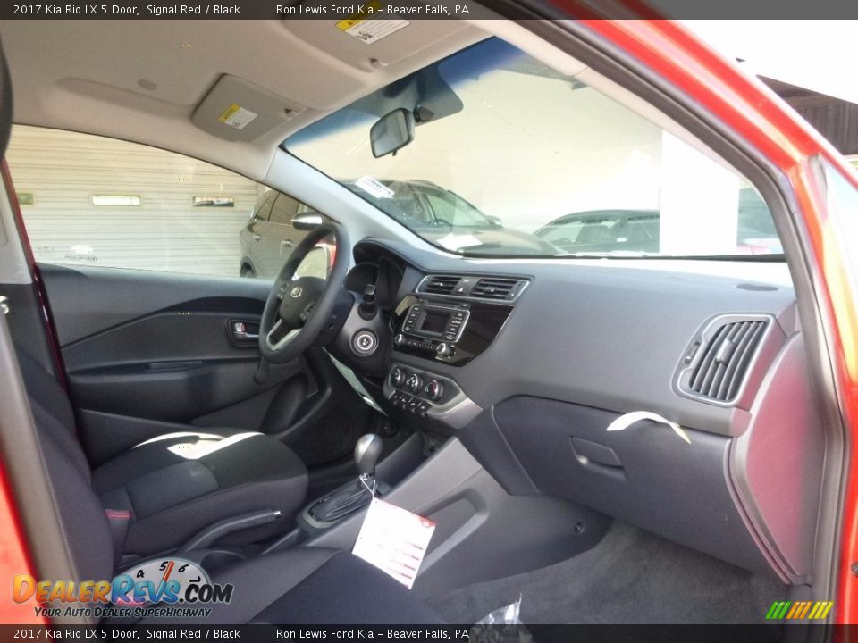 Black Interior - 2017 Kia Rio LX 5 Door Photo #2