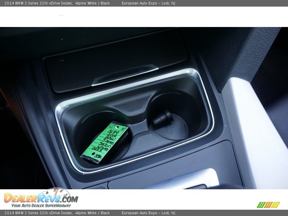 2014 BMW 3 Series 320i xDrive Sedan Alpine White / Black Photo #23