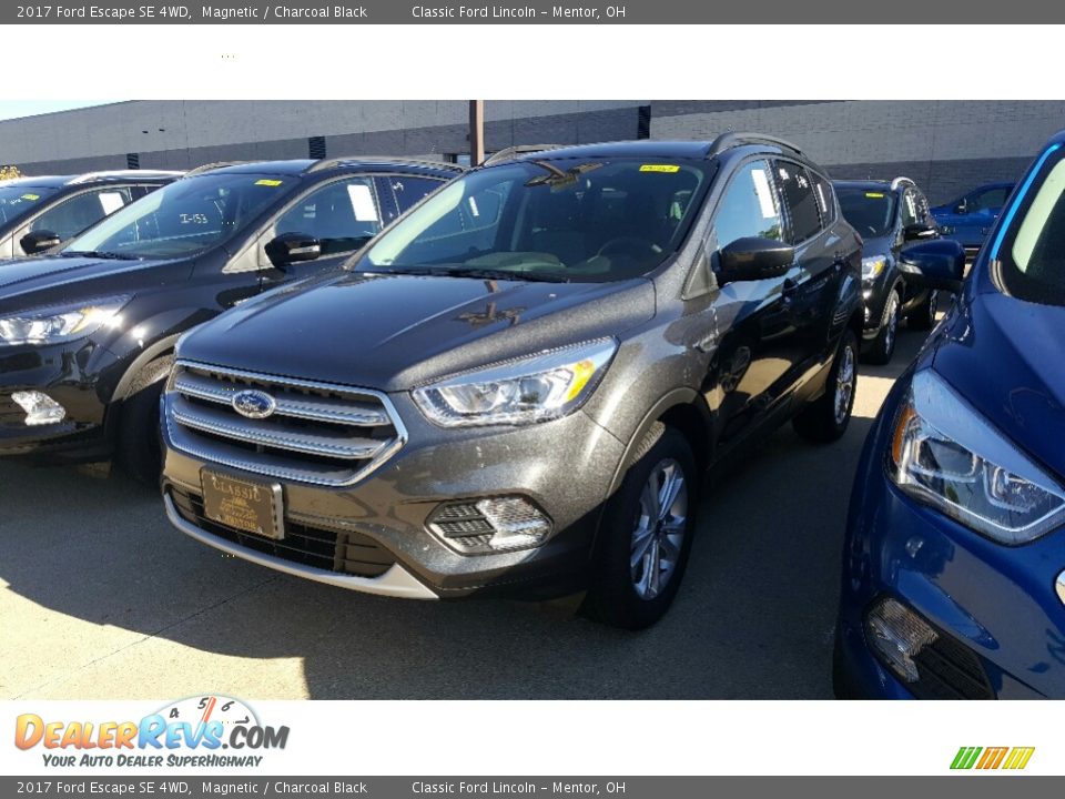 2017 Ford Escape SE 4WD Magnetic / Charcoal Black Photo #1