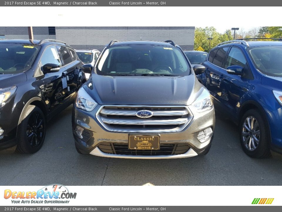 2017 Ford Escape SE 4WD Magnetic / Charcoal Black Photo #2