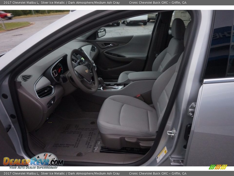 Dark Atmosphere/Medium Ash Gray Interior - 2017 Chevrolet Malibu L Photo #9