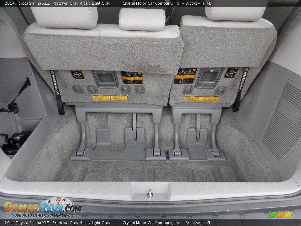 2014 Toyota Sienna XLE Predawn Gray Mica / Light Gray Photo #9