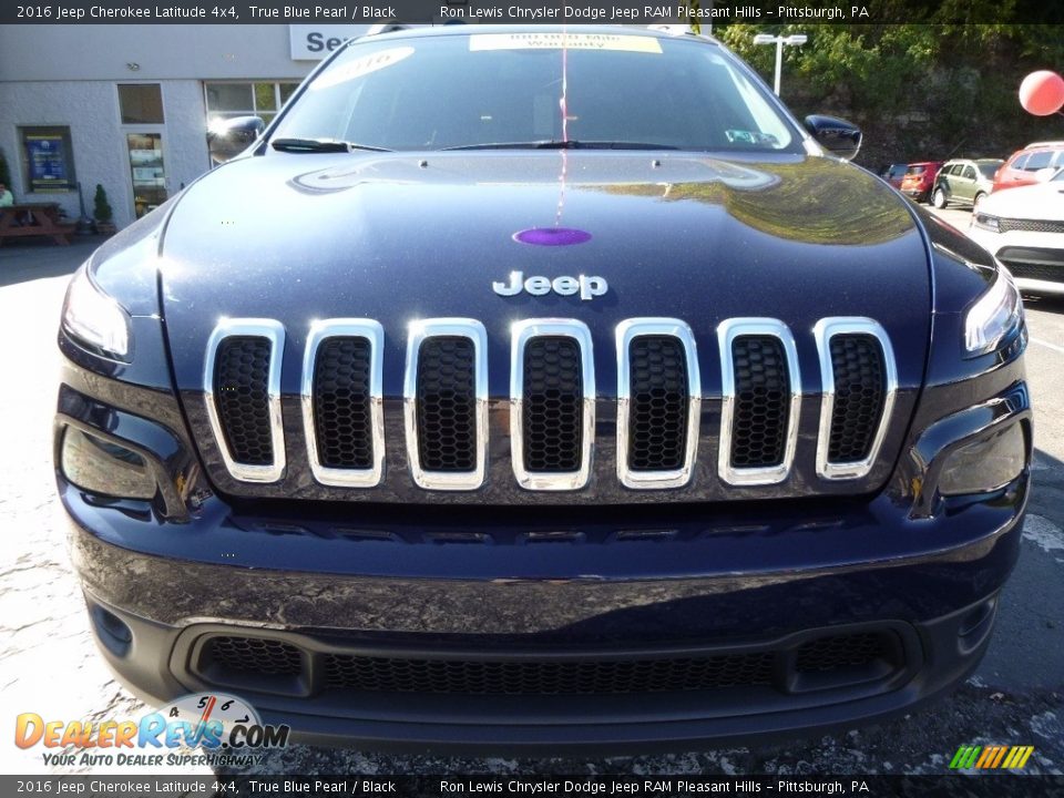 2016 Jeep Cherokee Latitude 4x4 True Blue Pearl / Black Photo #9