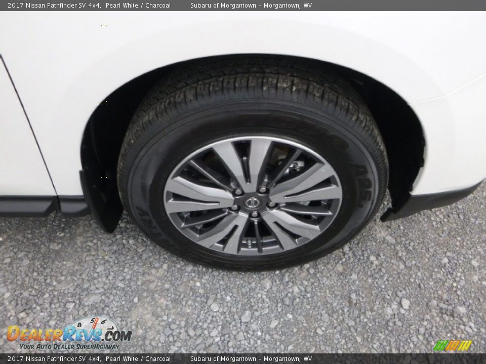 2017 Nissan Pathfinder SV 4x4 Pearl White / Charcoal Photo #2