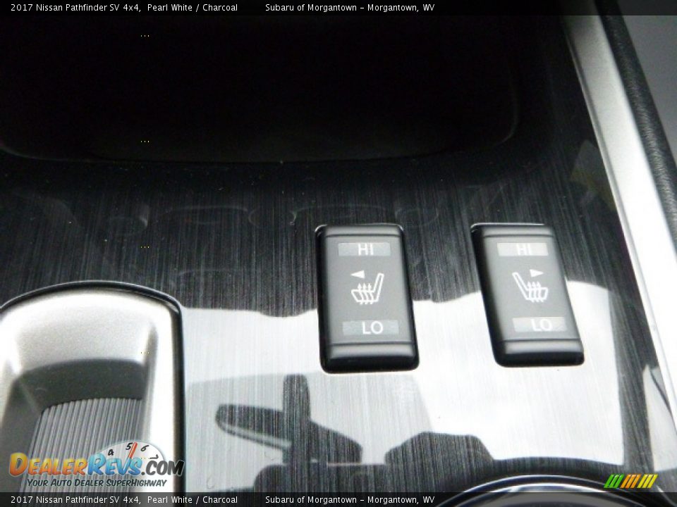 2017 Nissan Pathfinder SV 4x4 Pearl White / Charcoal Photo #20