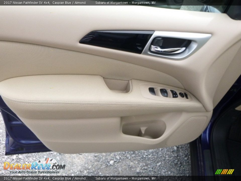2017 Nissan Pathfinder SV 4x4 Caspian Blue / Almond Photo #15