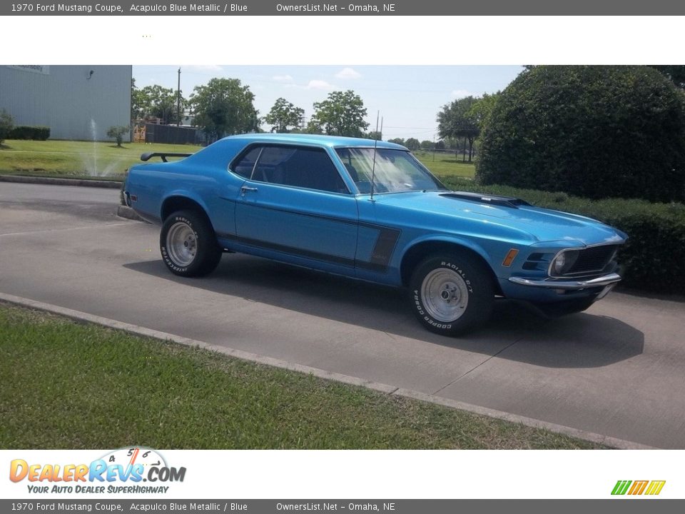 Front 3/4 View of 1970 Ford Mustang Coupe Photo #1