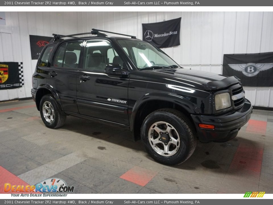 Black 2001 Chevrolet Tracker ZR2 Hardtop 4WD Photo #6