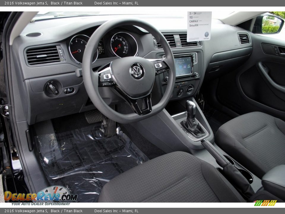 Titan Black Interior - 2016 Volkswagen Jetta S Photo #16