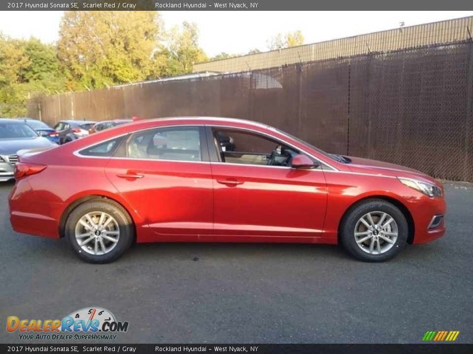 Scarlet Red 2017 Hyundai Sonata SE Photo #2