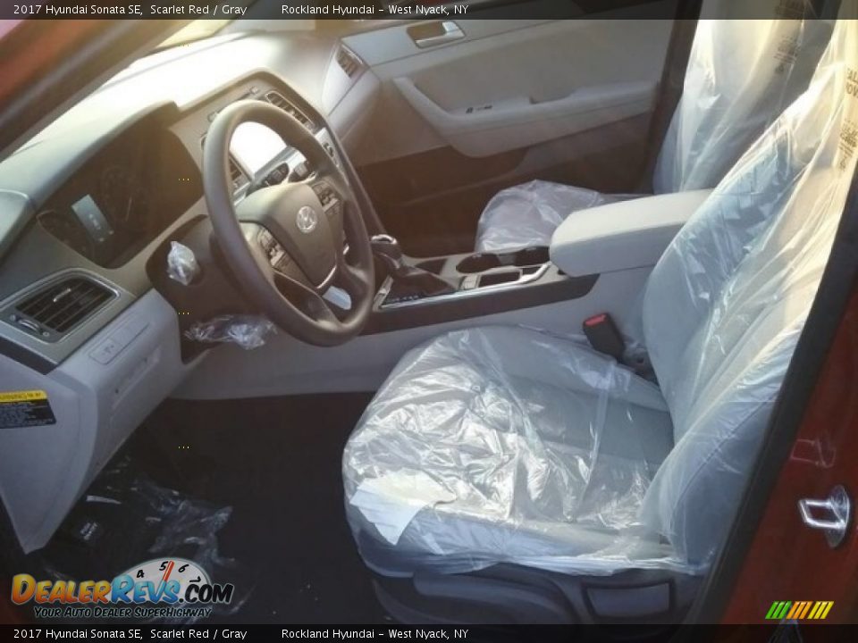2017 Hyundai Sonata SE Scarlet Red / Gray Photo #4