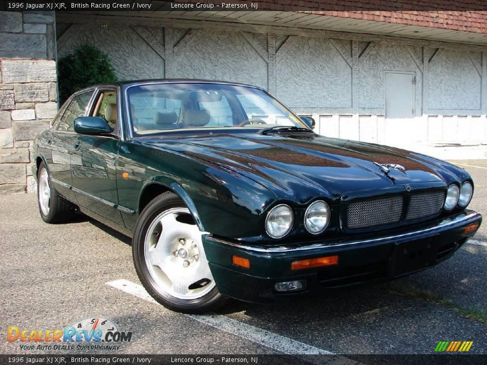 1996 Jaguar XJ XJR British Racing Green / Ivory Photo #4