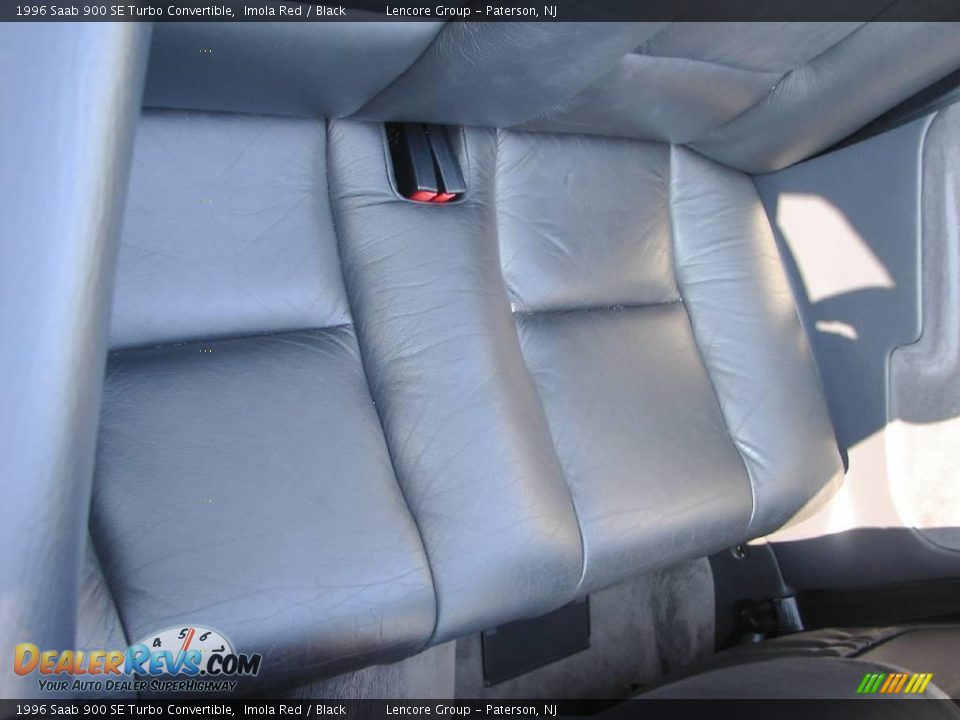 1996 Saab 900 SE Turbo Convertible Imola Red / Black Photo #23