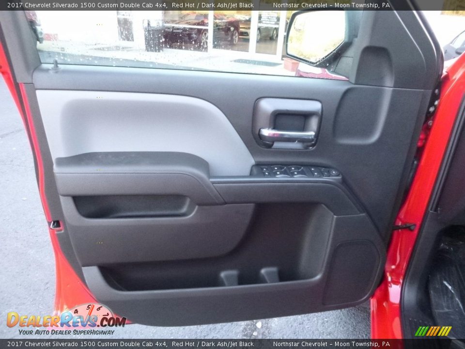 2017 Chevrolet Silverado 1500 Custom Double Cab 4x4 Red Hot / Dark Ash/Jet Black Photo #14