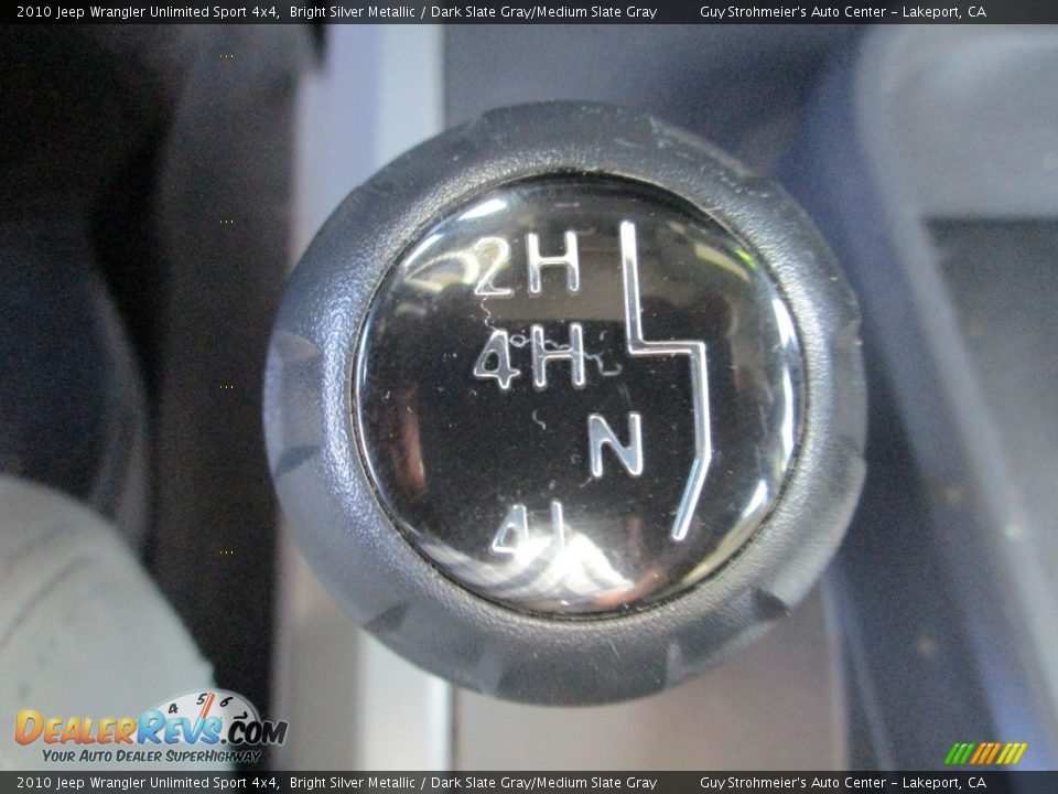2010 Jeep Wrangler Unlimited Sport 4x4 Bright Silver Metallic / Dark Slate Gray/Medium Slate Gray Photo #23