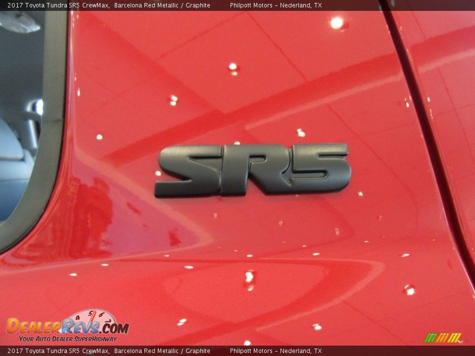 2017 Toyota Tundra SR5 CrewMax Barcelona Red Metallic / Graphite Photo #15