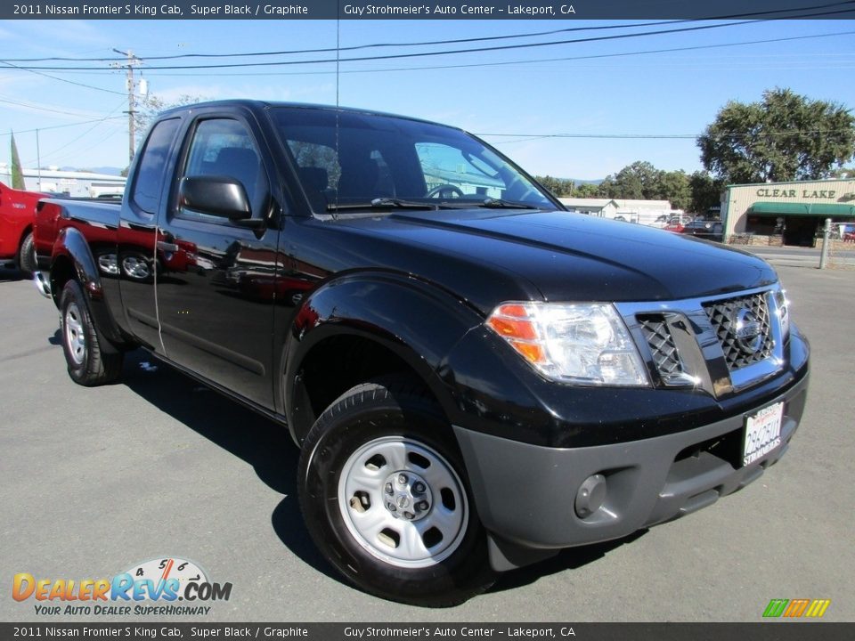 Front 3/4 View of 2011 Nissan Frontier S King Cab Photo #1