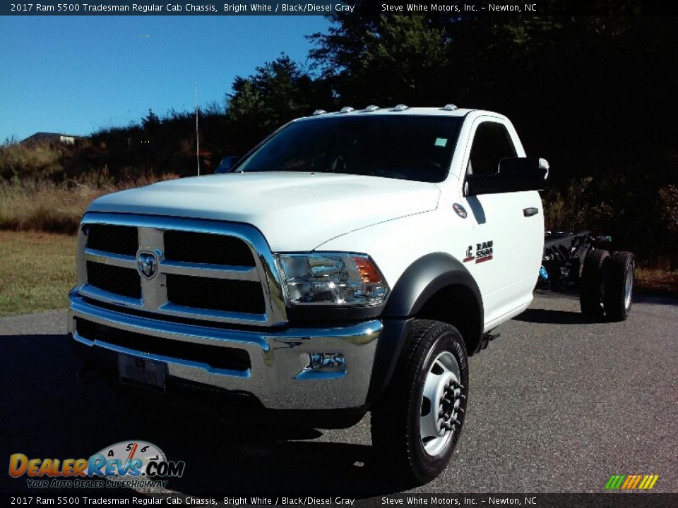 2017 Ram 5500 Tradesman Regular Cab Chassis Bright White / Black/Diesel Gray Photo #2