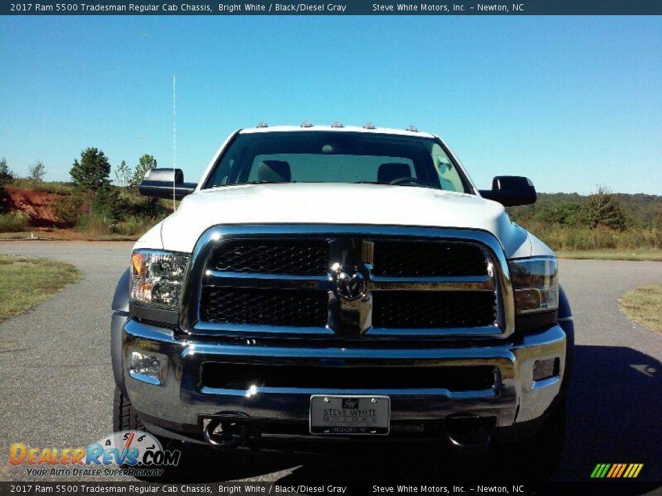 2017 Ram 5500 Tradesman Regular Cab Chassis Bright White / Black/Diesel Gray Photo #3