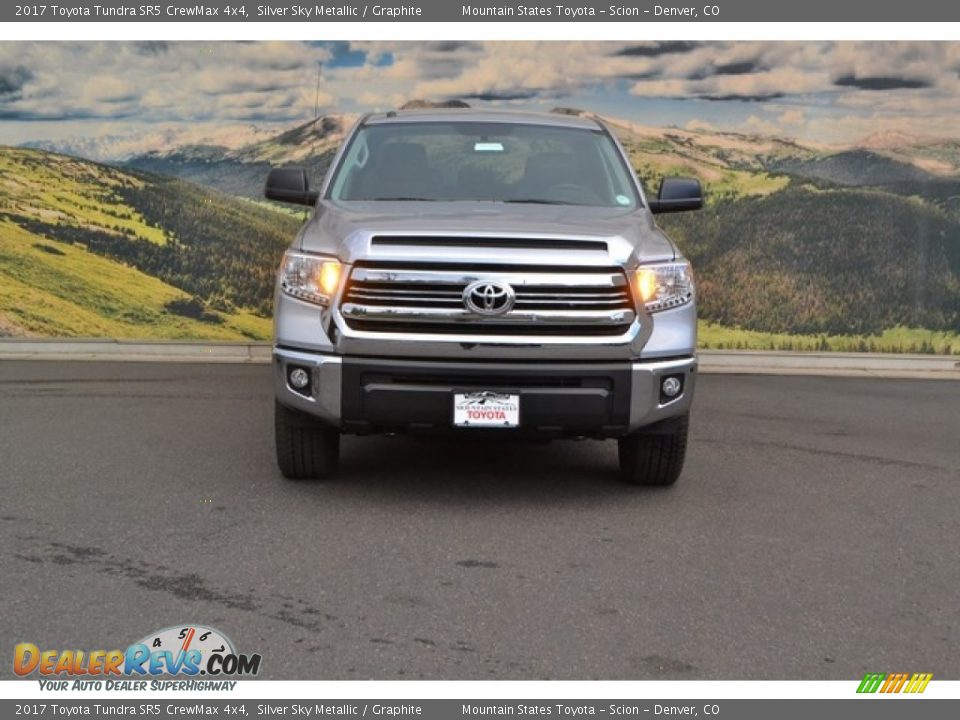 2017 Toyota Tundra SR5 CrewMax 4x4 Silver Sky Metallic / Graphite Photo #2
