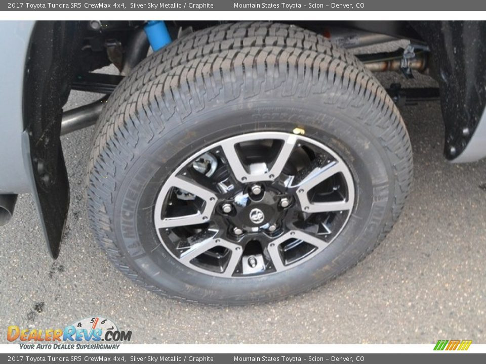 2017 Toyota Tundra SR5 CrewMax 4x4 Silver Sky Metallic / Graphite Photo #9